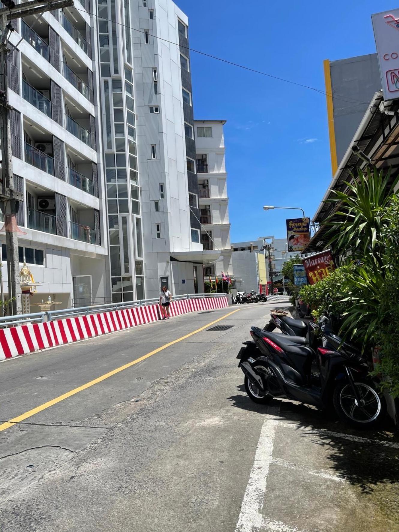 Elephant Room Patong Eksteriør bilde